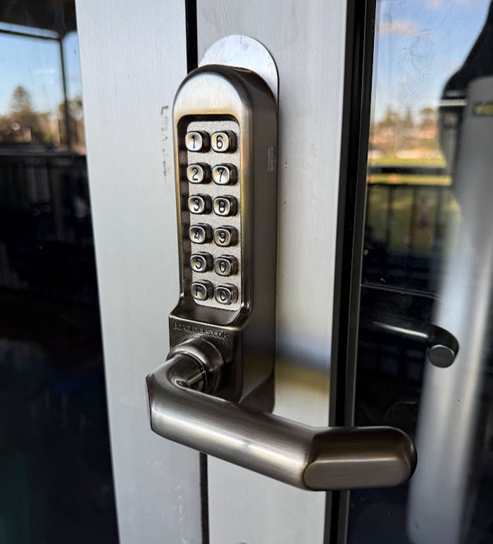 locksmith-fleurieu-residential-homes-3 Fleurieu Locksmith Goolwa Victor Harbor locks