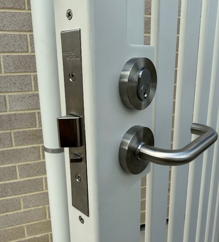 locksmith-fleurieu-residential-homes-4 Fleurieu Locksmith Goolwa Victor Harbor locks